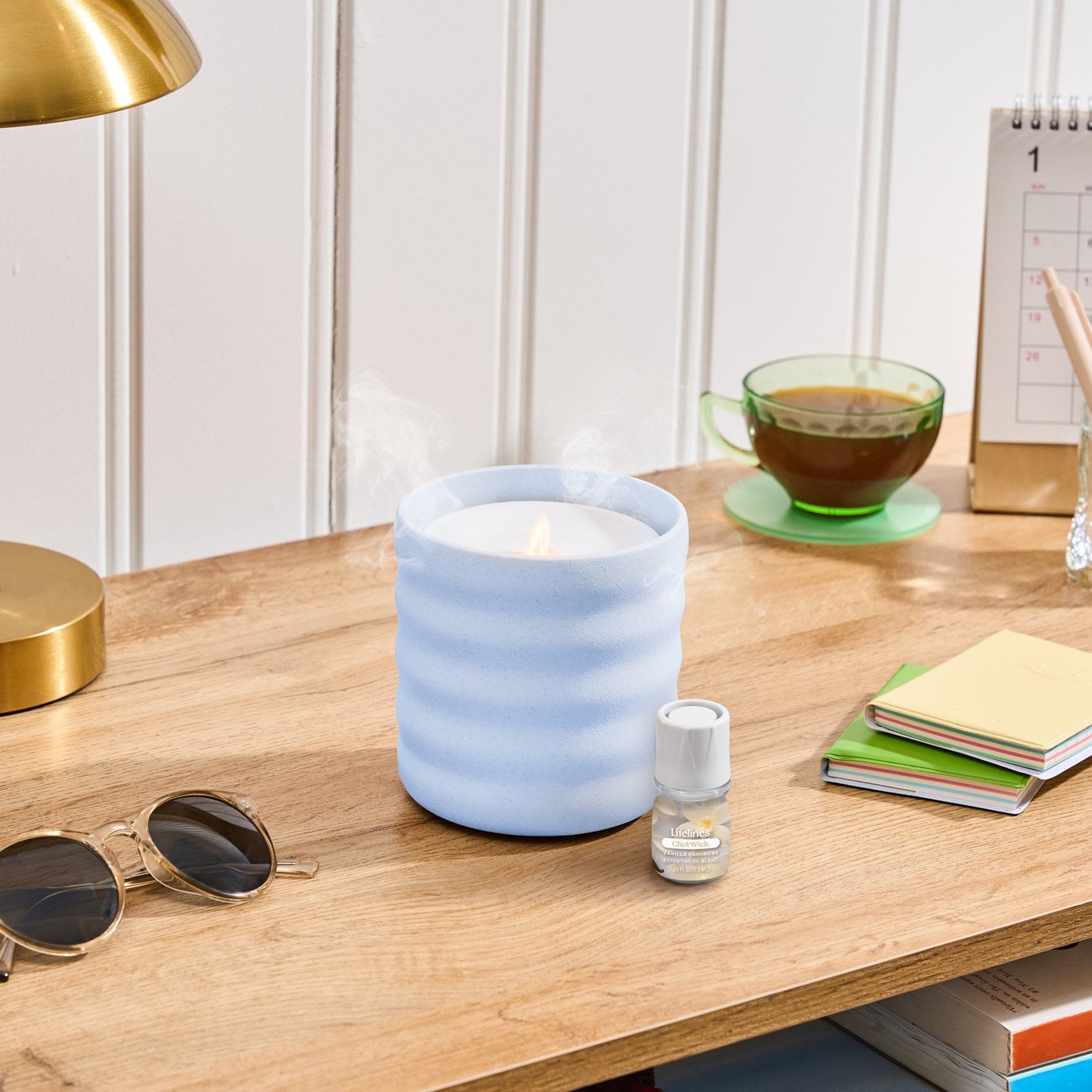 flamless-candle-diffuser-bubble-periwinkle-4592149.jpg